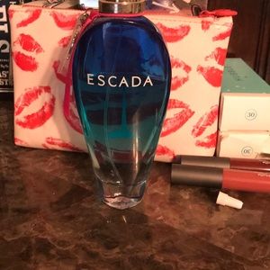 ESCADA ISLANDS KISS